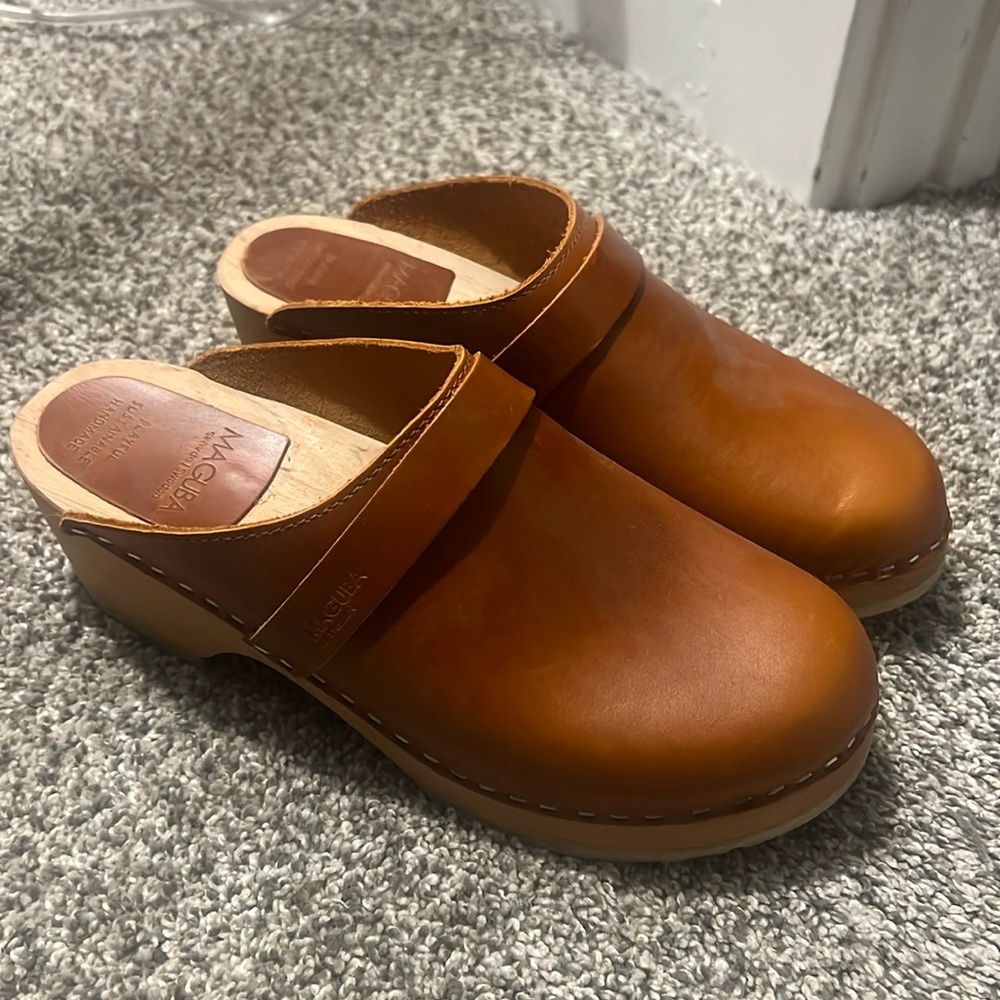 Maguba Clogs